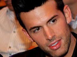 Jay Khan ist frisch verliebt