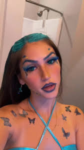 who are you? #absolem #halloween #aliceinwonderland #halloweenmakeup  #caterpillaraliceinwonderland #whoareyou #costume #holloweekend