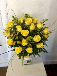 She cried so when i left her, it's like to broke my heart, and if we ever meet again, we'd never walk apart. Two Dozen Yellow Rose Of Texas In Forney Tx Kim S Creations Flowers Gifts And More