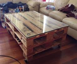 Tisch Selber Bauen Ein Tisch Aus Paletten Tisch Selber Bauen Paletten Tisch Couchtisch Selber Bauen