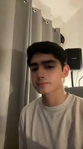 Impressive High Notes Cover of 'Kahit Kailan' by Patrick Quiroz