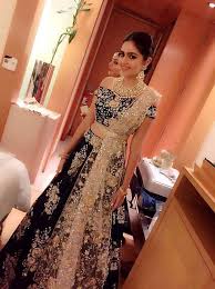 Tips For Looking Your Best On Your Wedding Day Luxebc Indian Bridal Indian Bridal Wear Indian Bridal Lehenga