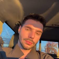 He lowered the camera into the water and was left speechless by what he saw  😳