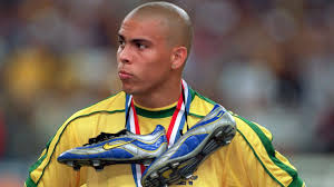 A olimpíada brasileira de matemática (obm) é uma competição que seleciona os estudantes que representam o brasil em competições internacionais de matemática Convulsao De Ronaldo Copa Entregada E Polemica Sem Fim Jornal Resgata Brasil X Franca Em 98