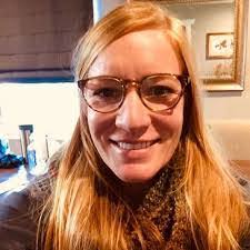 Laura Benge's Instagram, Twitter & Facebook