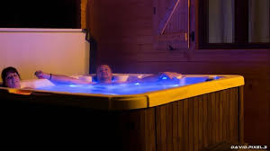 Jacuzzi Privatif Et Totalement Isole Des Autres Chalets Photo De Domaine Du Haut Jardin Rehaupal Tripadvisor
