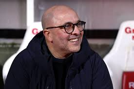 "Entre deux et quatre joueurs" : le coach de l'ASNL Pablo Correa annonce  des recrues au Mercato d'hiver !