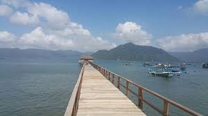 Pondok wisata karang bolong specialty resort, anyer, banten province. 18 Pantai Karanggongso Greatnesia