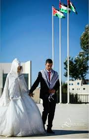 ✅ ada lebih dari 50+ setelan model gamis couple ibu dan anak terbaru dan kekinian loh sis. 14 Palestinian Wedding Ideas Palestinian Wedding Palestinian Embroidery Palestinian Costumes