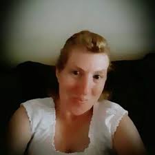 Stream Victoria Plummer music