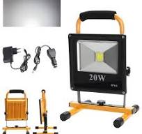 600W LED Fluter Außenstrahler IP66 - Kaltweiß, 60000 Lumen, Super Hell Für  Garten, Hof & Baustelle