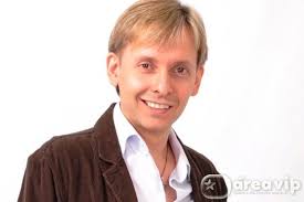 Ex-Polegar Alex Gill comenta prisão de Rafael Ilha