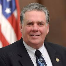 Al Graf's Instagram, Twitter & Facebook