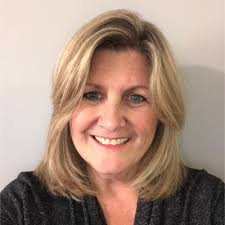 I'm very honored to announce that I have been nominated to be the next  Chapter President of my sorority, Kappa Kappa Gamma! I'm very excited to  lead this amazing chapter through the