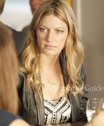 Seen On Celebrity Style Guide Mistresses Fashion Jes Macallan As Josslyn Carver Wore This Leather Shawl Colla Celebrity Style Guide Celebrity Style Mistress