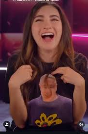 Hola donde puedo ver la casa de los famosos en vivo sin que se me vallan  acabar los datos de mi celular gracias