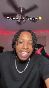 HAPPY SUNDAY FROM A ANGRY & FRUSTRATED STEELERS FAN!😐😂 #steelers  #pittsburghsteelers #steelersnation #steelersfootball #nfl #nflfootball  #pghjay