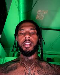 How could something so gangsta be so pretty in pictures