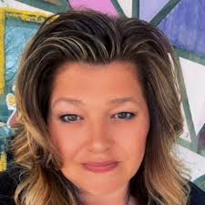 CDK's Kim Saylor, Senior Director of Product Marketing for Fixed  Operations, joined the Ted Ings' Fixed Ops Roundtable® pop-up event hosted  by The Niello Company in sunny Sacramento.