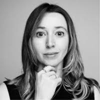 Belinda Rossi's Instagram, Twitter & Facebook