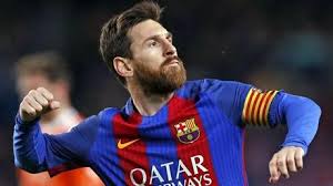 Une collection de maillot de foot imaginée ! Le Top 5 Des Joueurs De Foot Les Mieux Payes Au Monde Paperblog