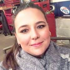 Crystal Lundeen's Instagram, Twitter & Facebook