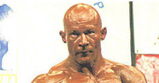 Barry bodybuilder overcomes injury to win Mr Wales title