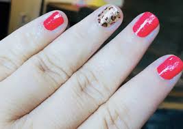 Nail tips (haha) for the best application with color street nail sets: 25 Nail Hacks For Nail Polish Nail Art Cuticle Care