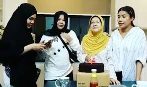 Watch short videos about #adik_beradik on tiktok. Hab1slah Mesti Ada Bal4san Dari Pihak Sana Lepas Ni Haha Netizen Berita Kopak Cc