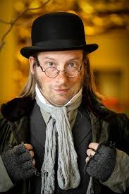 Why do lucky jars and rainbow birds run away in The Legend of Dragoon?