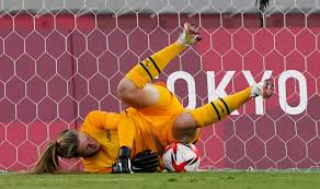 Women's national soccer team is still alive in the tokyo olympics after a nervy penalty shootout victory over the netherlands. Us Women S National Soccer Team Loses To Sweden At Tokyo 2020 Olympics