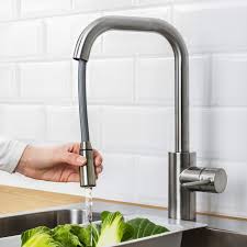 Am wasserhahn war auch der gartenschlauch angeschlossen. Almaren Mischbatterie Mit Ausziehbarem Hahn Stahlfarben Ikea Deutschland