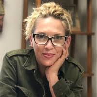 Ashlee Petersen's Instagram, Twitter & Facebook