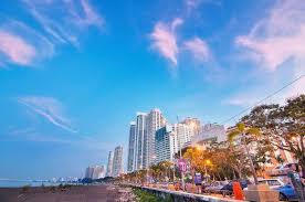 Mandarin:槟城), renowned as the pearl of the orient, is a state on the west coast of peninsular malaysia. Gurney Drive Named After Sir Henry Gurney A High Commissioner Of Malaya This Seafront Promenade Is Famous For It Penang Island Penang International Boutique