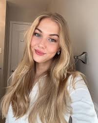 Jillian Thorne (@jillian_thorne) · Instagram photos and Reels