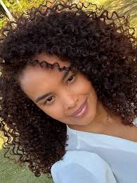 Hoje meu pequeno começo foi respirar fundo, tomar um solzinho e aproveitar  a natureza 🌱☀️ Começar a semana assim renova a energia e já muda o tom do  dia. E você, já