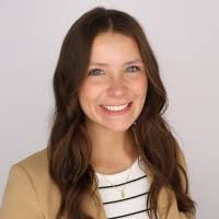 Annie Schuler's Instagram, Twitter & Facebook