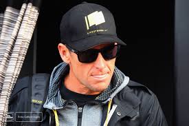 Lance Armstrong noemt namen