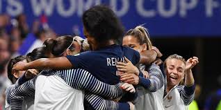 Sur france corée du sud, j'attache une grande importance à te faire découvrir la corée du sud ! Mondial Feminin Un Nouveau Carton D Audience Pour Les Bleues Le Point