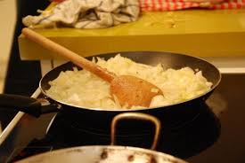 Blintchik Crepes A La Viande Hachee En 2020 Viande Hachee Viande Recettes Armeniennes