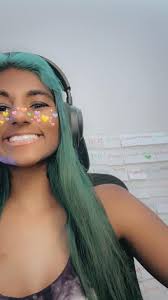 Streaming zero build trios/squads at 9pm est