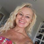 Heather Piontek's Instagram, Twitter & Facebook