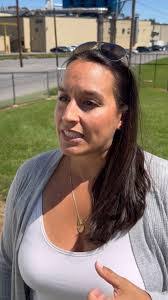 Debra Quiles's Instagram, Twitter & Facebook