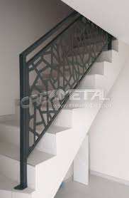 Maybe you would like to learn more about one of these? Garde Corps En Metal Sur Mesure Etude Fabrication Et Installation Creametal