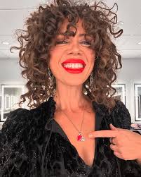 We are almost halfway through the final tour of the year with @joebonamassa 