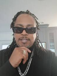 Rickey Smiley discusses new book Sideshow