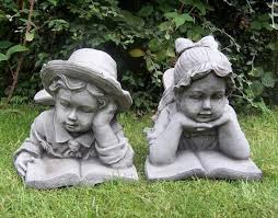 Our yard displays are setup between 9pm and 7am the night before the special day (unless otherwise specified). 36 Lawn Decorations That Will Make You Smile All Year Cool Garden Gadgets