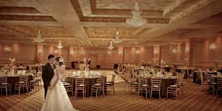 The Wilshire Grand Hotel Weddings Price Out And Compare Wedding Costs For Wedding Ceremony And Re Wilshire Grand Hotel Wedding Venues Wedding Catering Prices