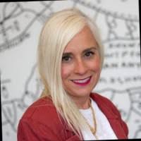 Jennifer Gatton's Instagram, Twitter & Facebook