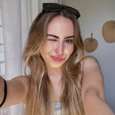 Lidia ⭐️ (@lidiiaperez)